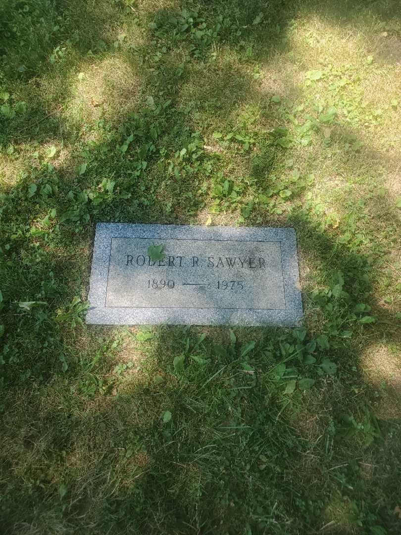 Robert R. Sawyer's grave. Photo 3
