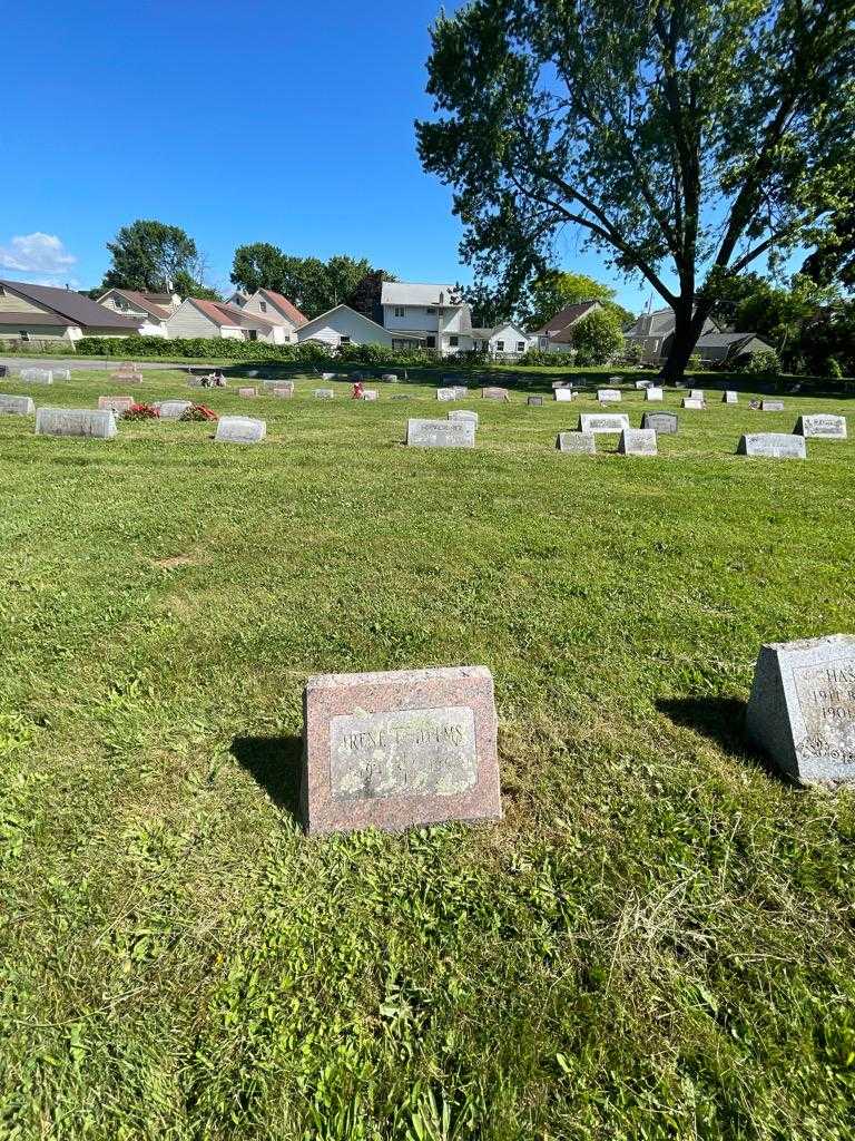 Irene E. Helms's grave. Photo 1