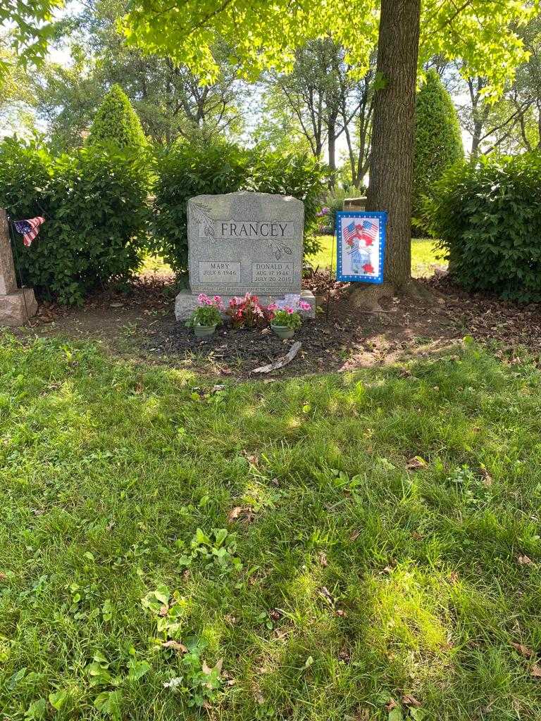 Donald A. Francey's grave. Photo 3