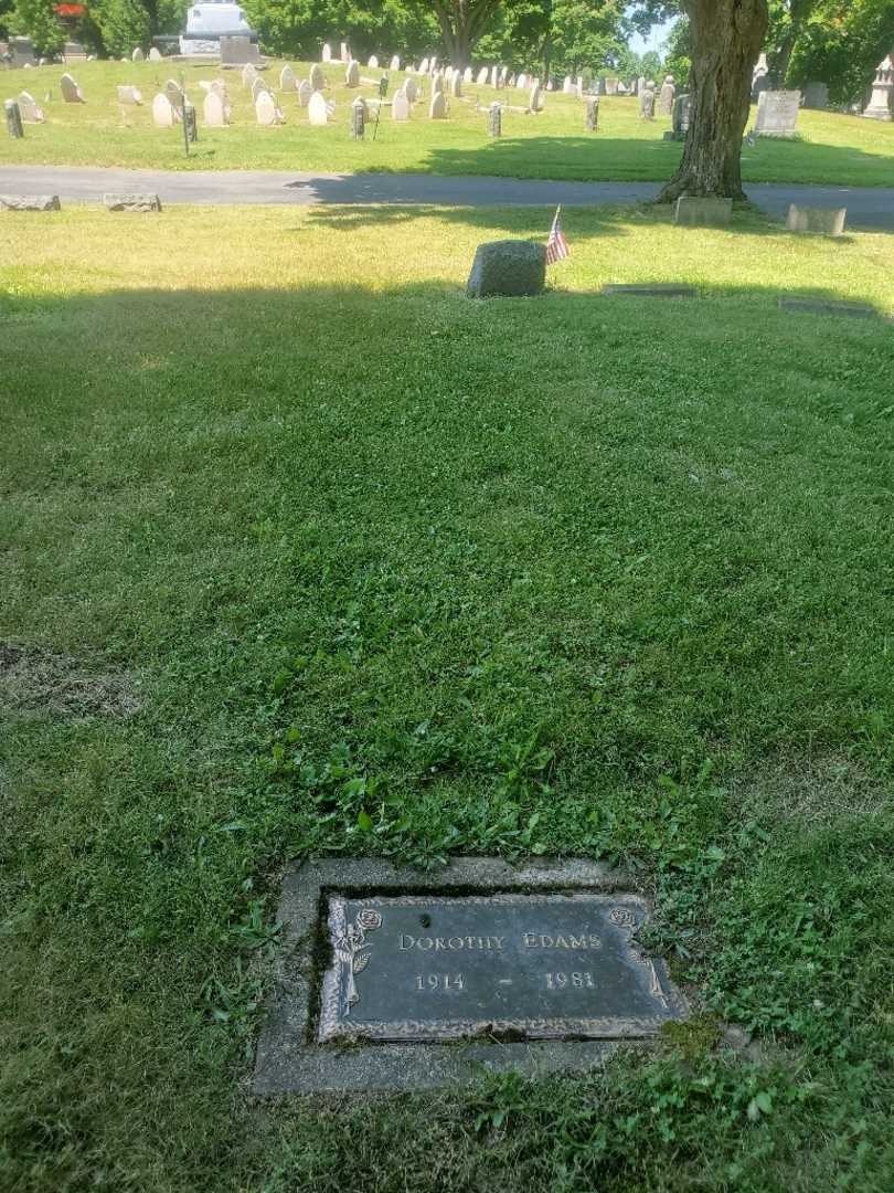 Dorothy Edams's grave. Photo 1