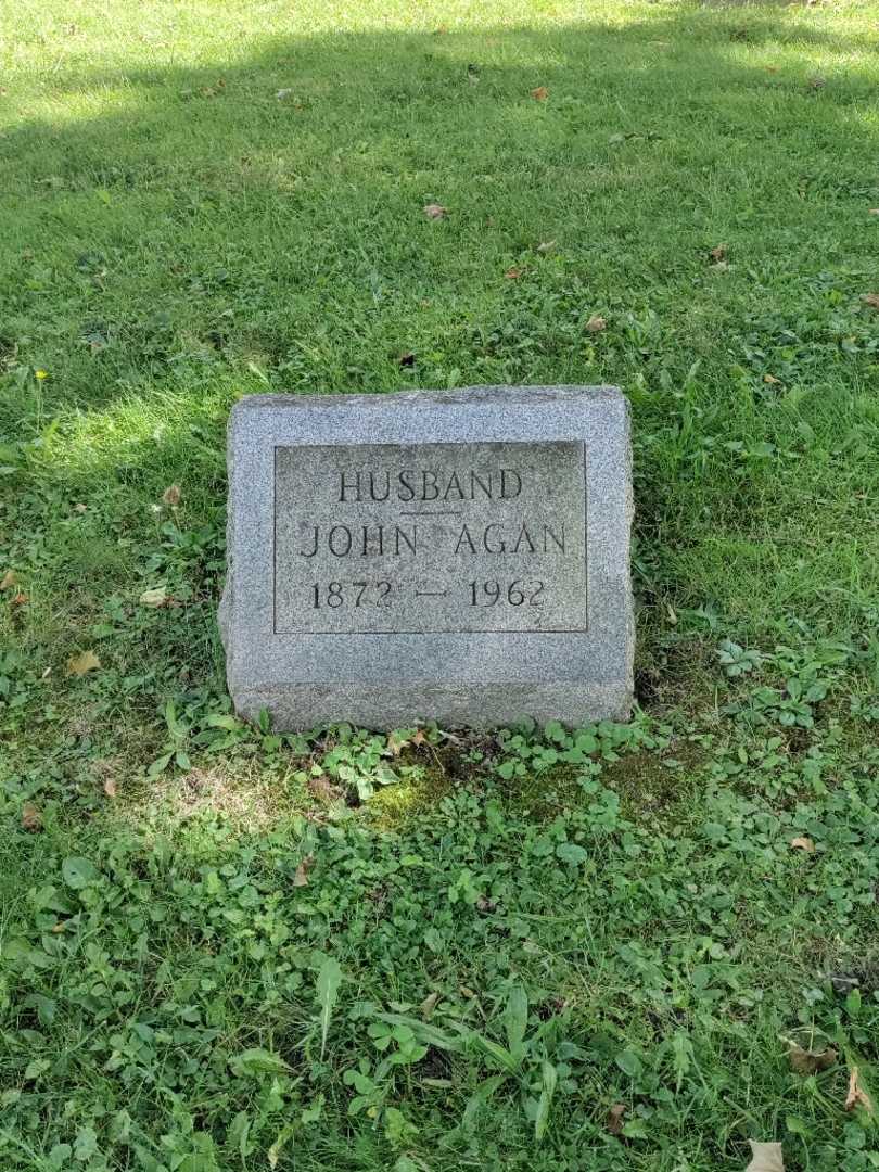 John Agan's grave. Photo 2