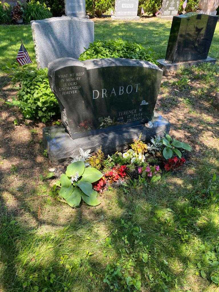 Terence W. Drabot's grave. Photo 2