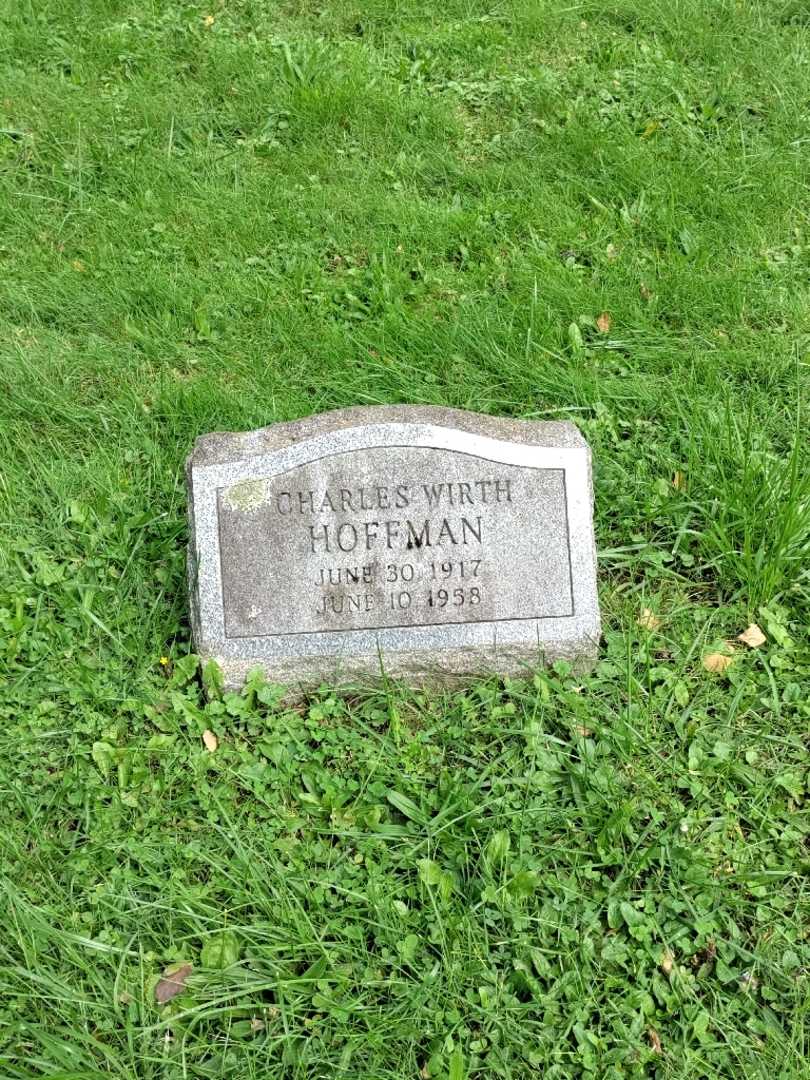 Charles Wirth Hoffman's grave. Photo 2