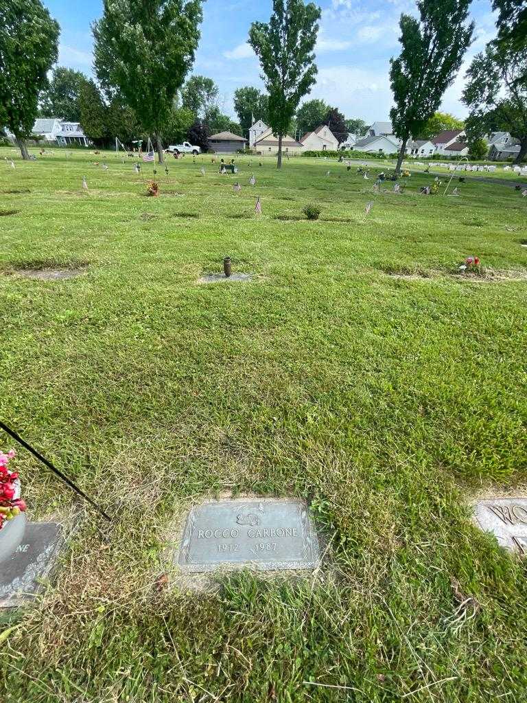 Rocco Carbone's grave. Photo 1