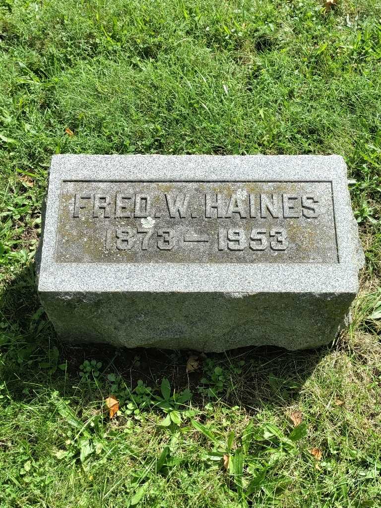 Frederick W. "Fred" Haines's grave. Photo 4
