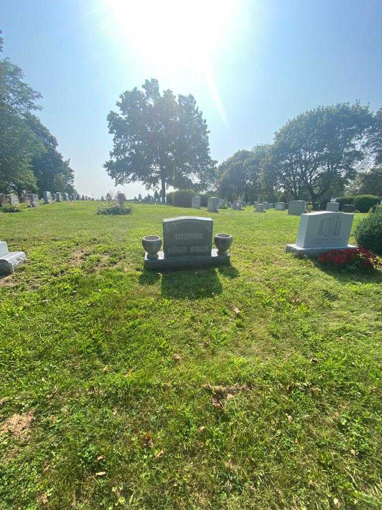 Margaret DiPaulo's grave. Photo 1