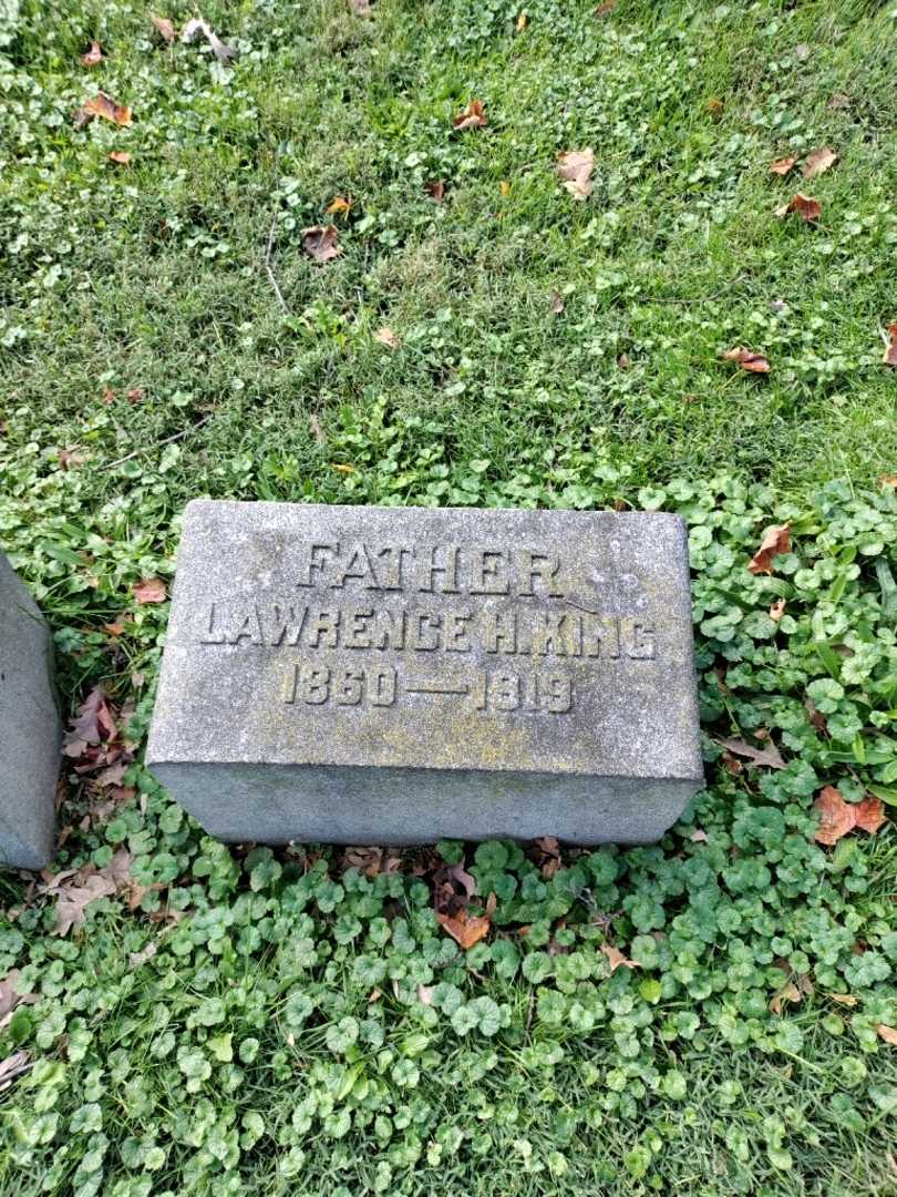 Lawrence H. King's grave. Photo 2