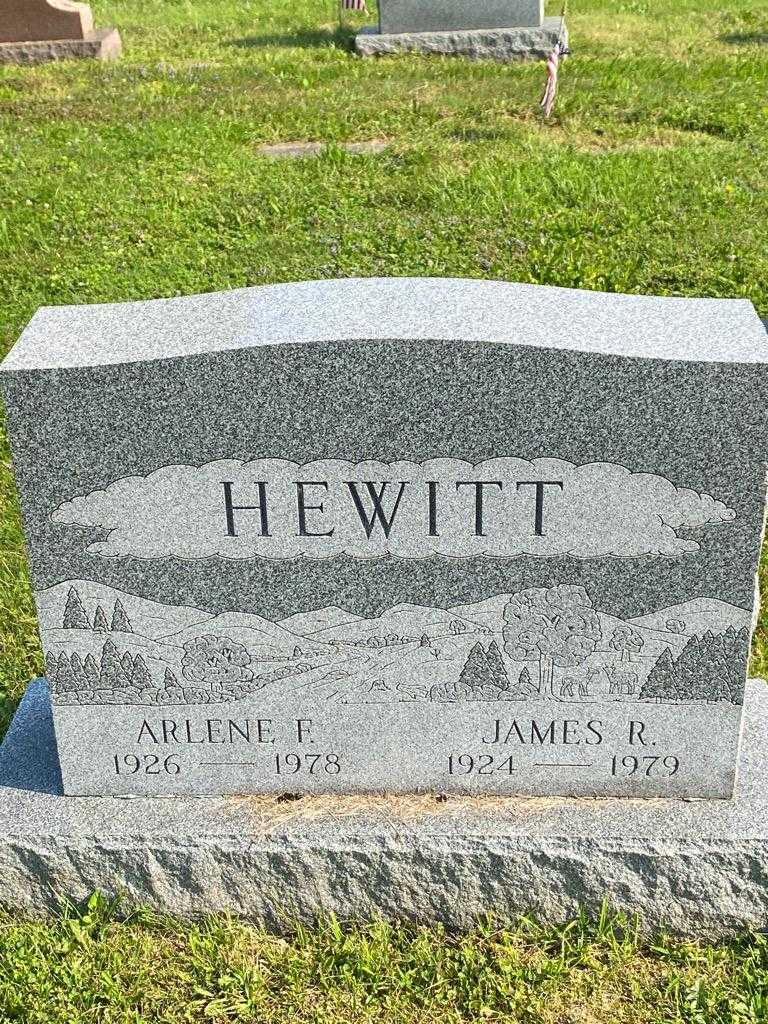 Arlene F. Hewitt's grave. Photo 3