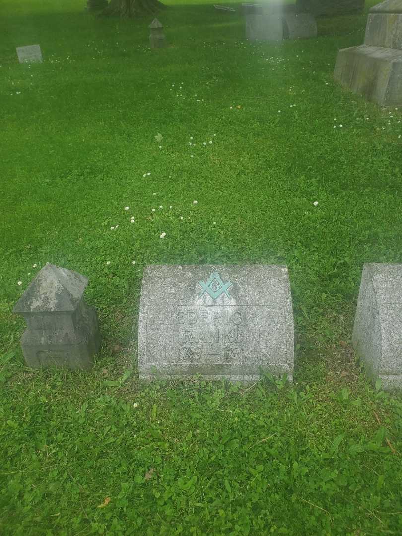 Frederick W. Franklin's grave. Photo 3