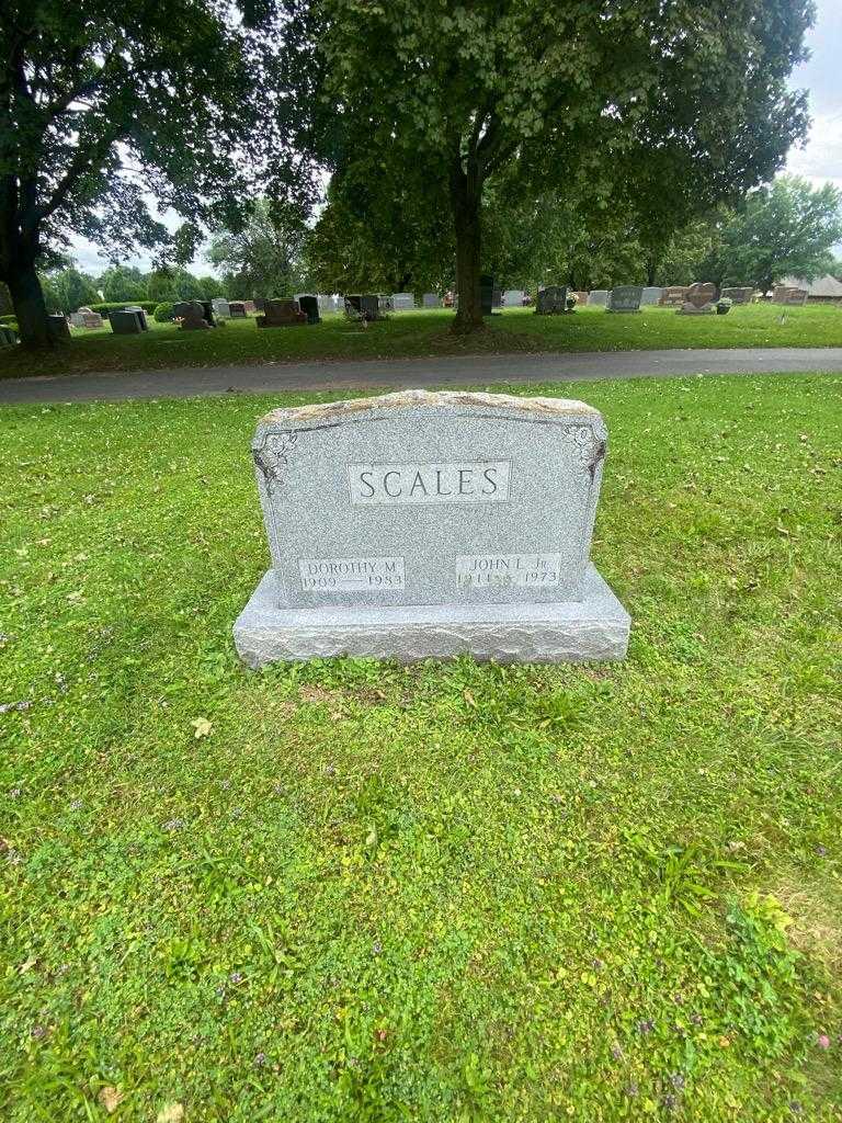 John L. Scales Junior's grave. Photo 1