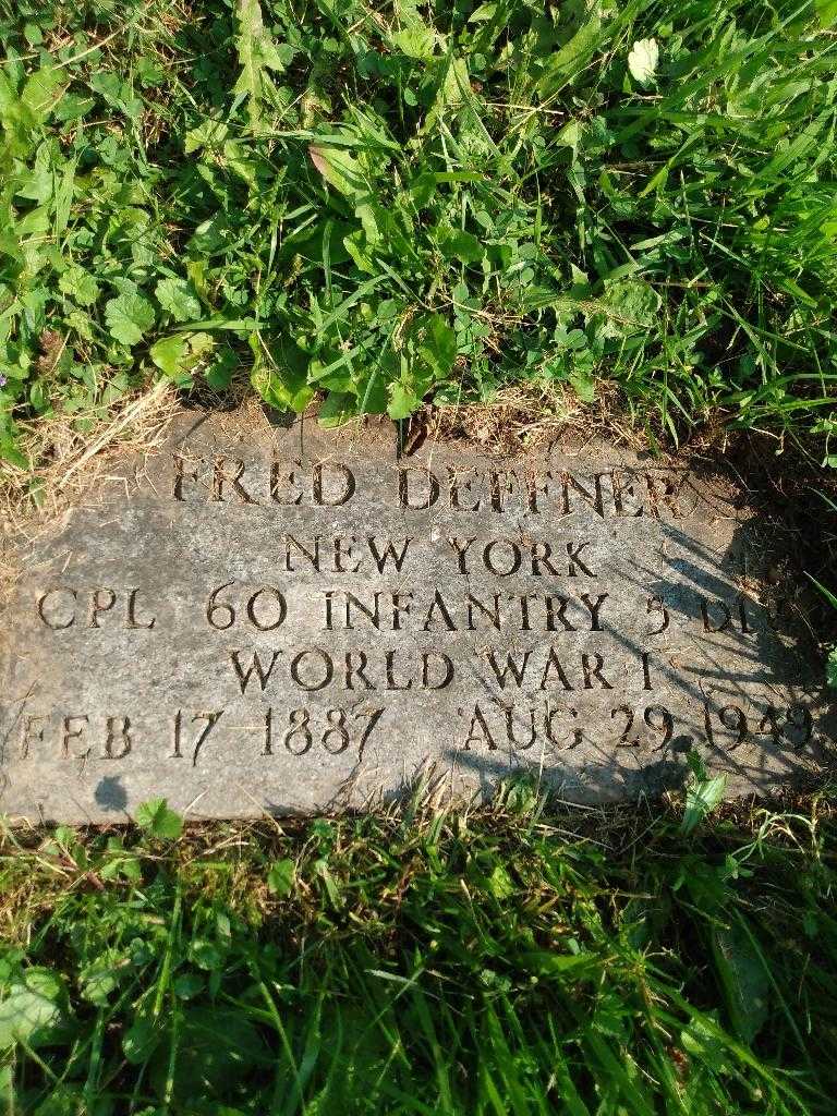 Fred Deffner's grave. Photo 2
