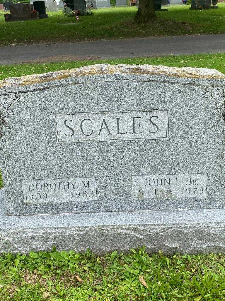 John L. Scales Junior's grave. Photo 3
