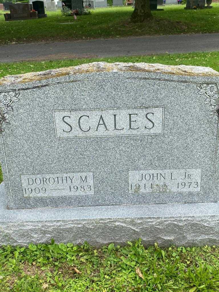 John L. Scales Junior's grave. Photo 3