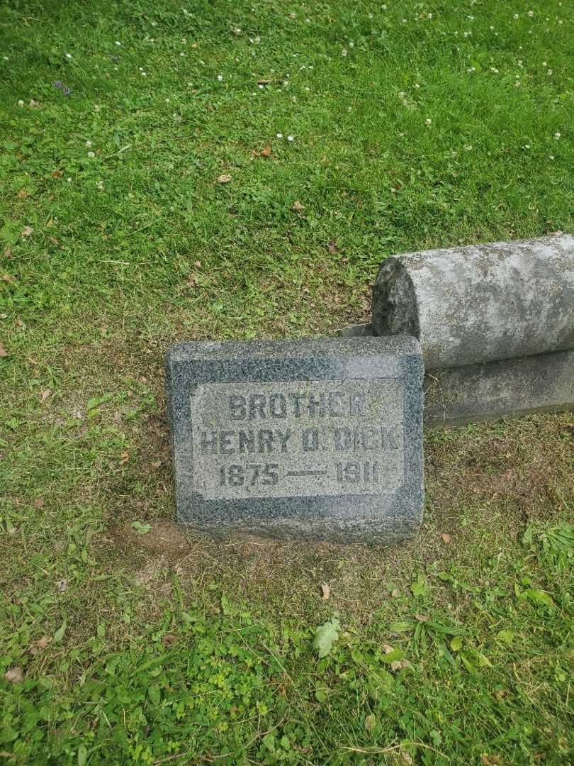 Henry D. Dick's grave. Photo 2