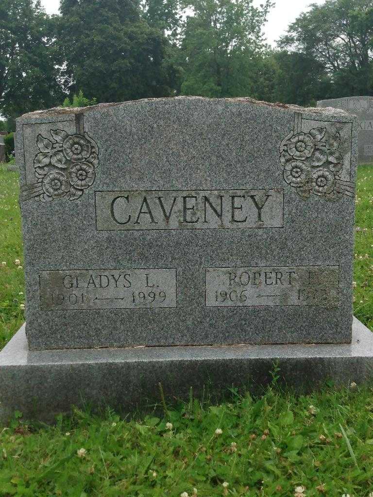 Gladys L. Caveney's grave. Photo 2