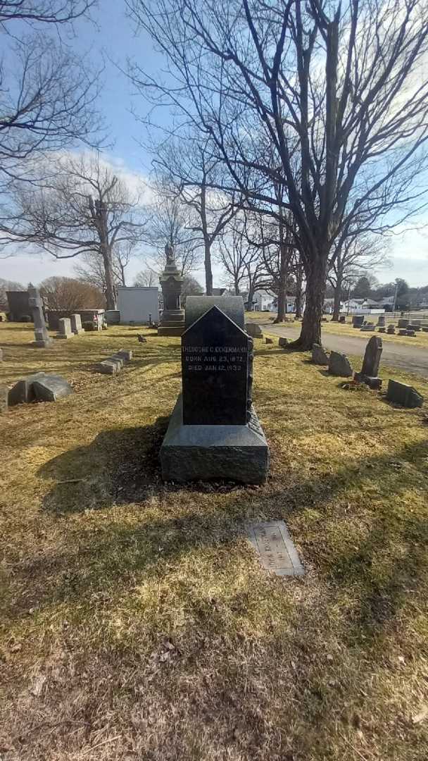 Theodore C. Eckermann's grave. Photo 2
