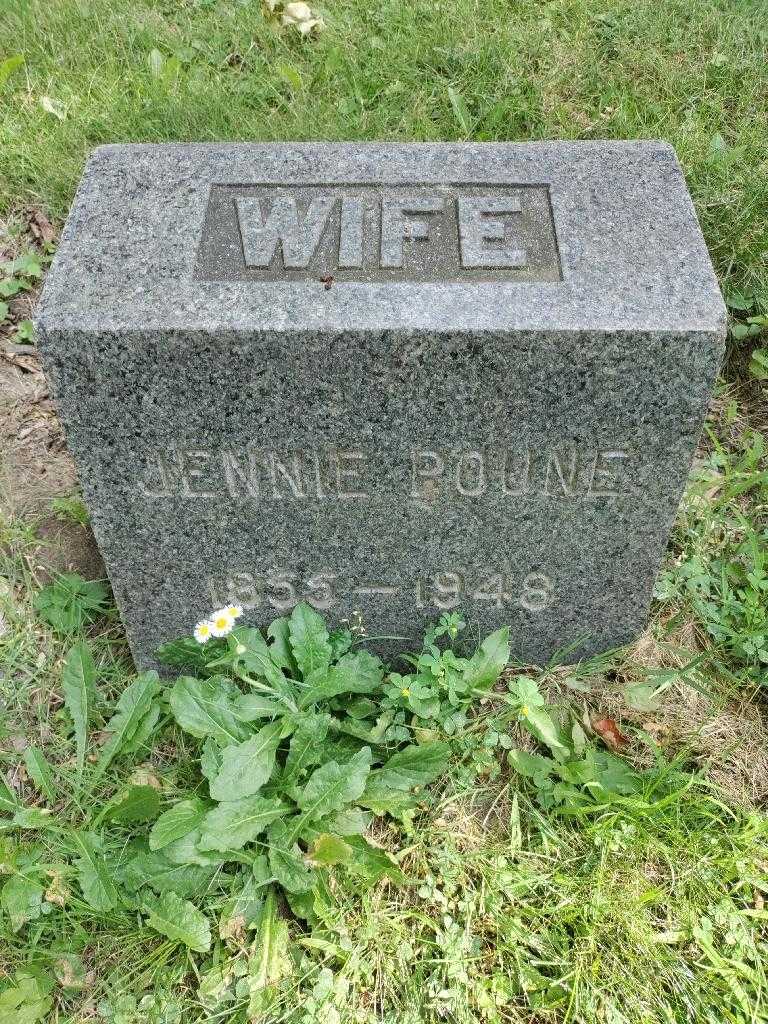 Jennie Poune's grave. Photo 2