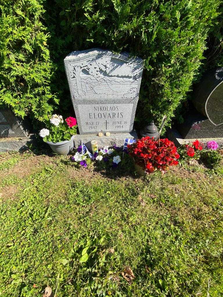 Nikolaos Elovaris's grave. Photo 1