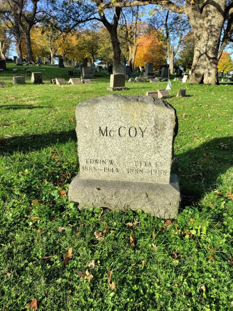 Edwin William McCoy's grave. Photo 2