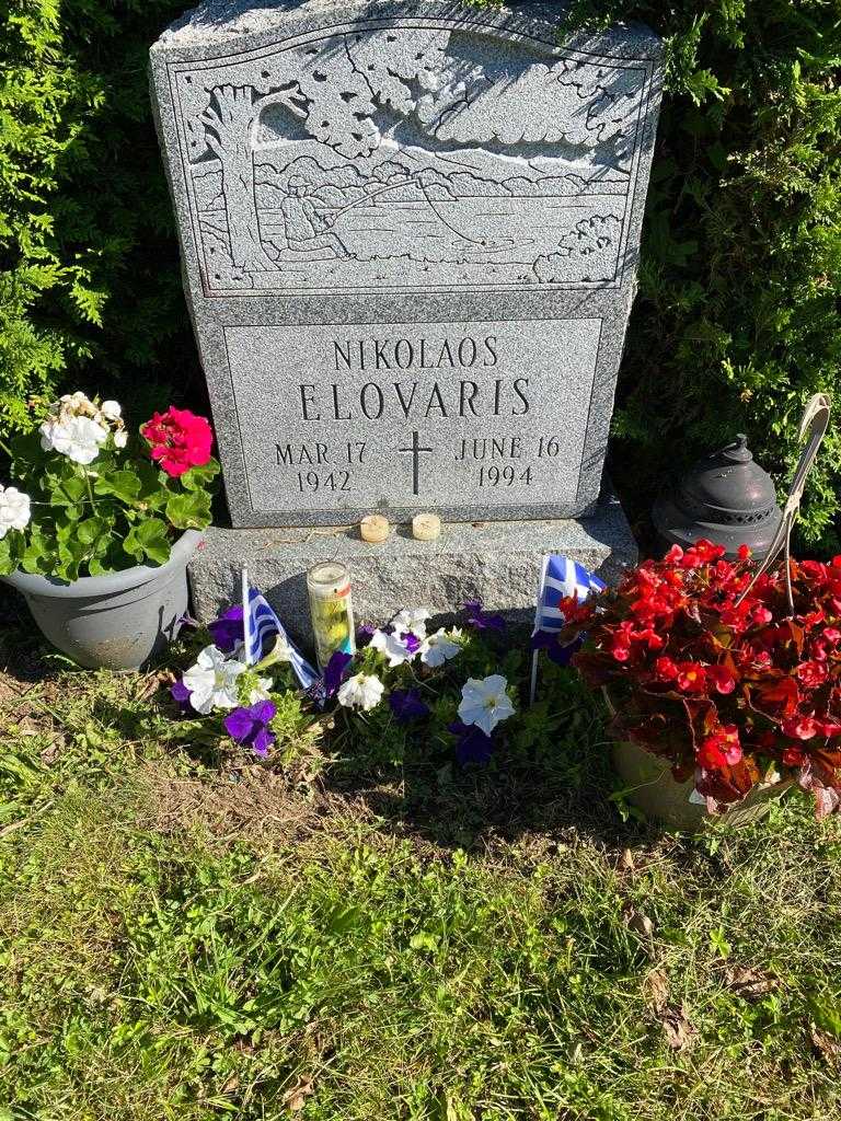 Nikolaos Elovaris's grave. Photo 2