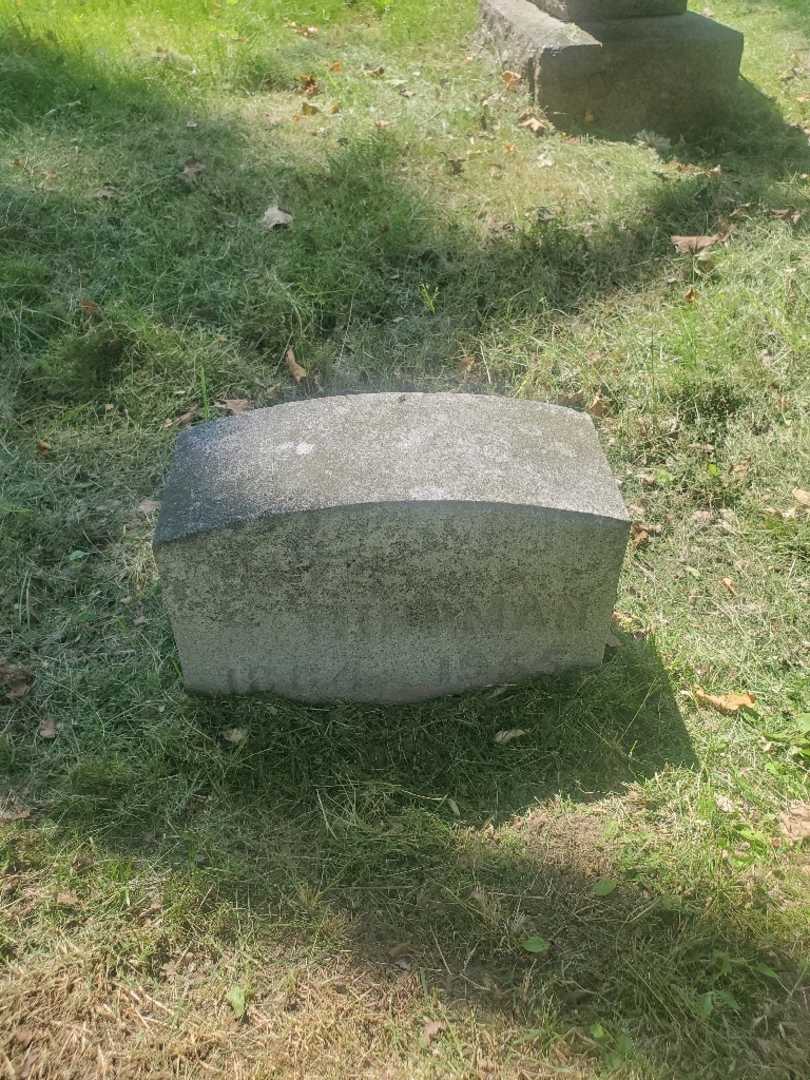 Ruth Hendman's grave. Photo 3