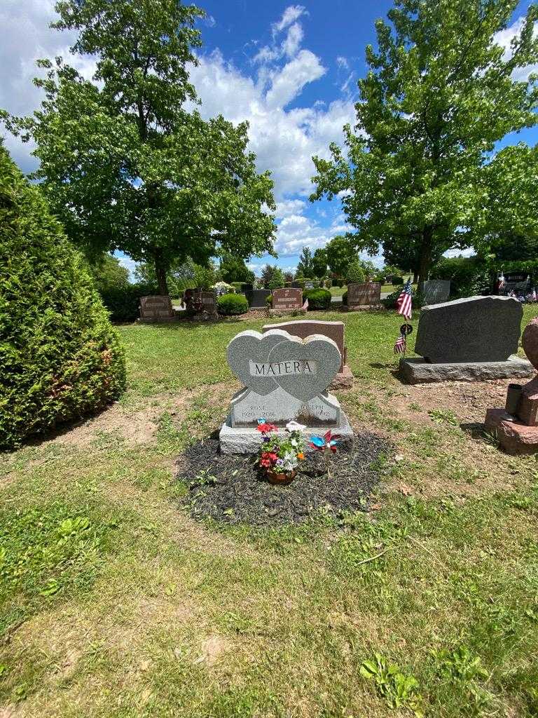 Rose Matera's grave. Photo 1