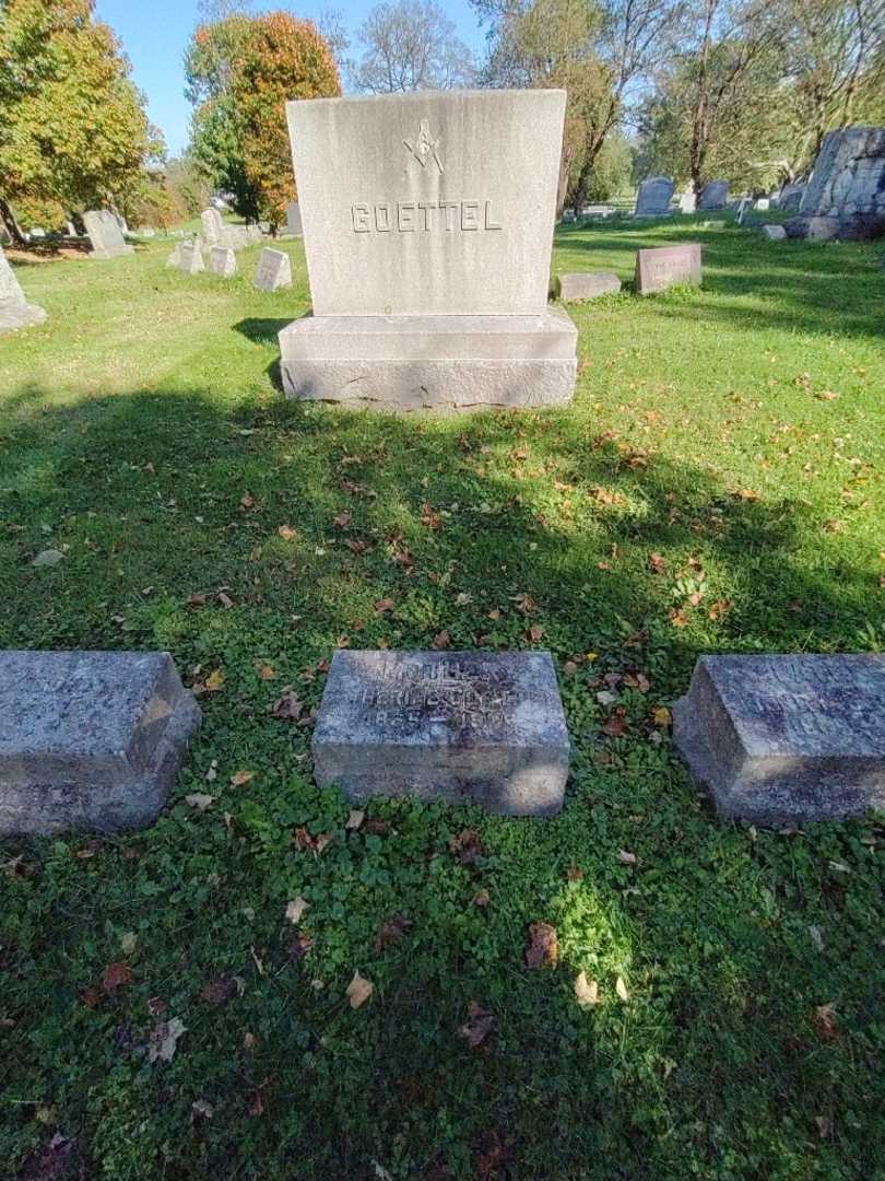 Katherine Goettel's grave. Photo 1