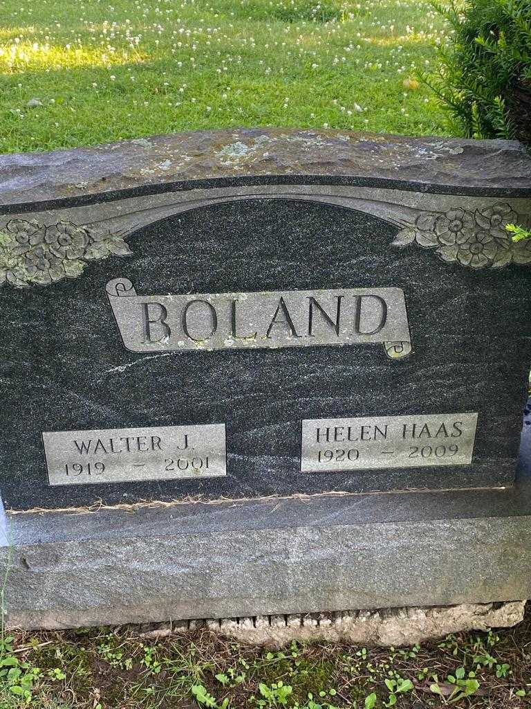 Helen Boland Haas's grave. Photo 3