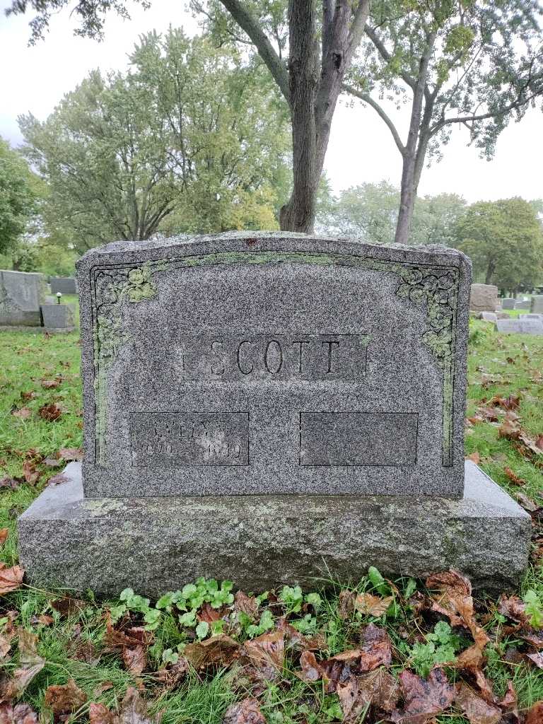 Evelyn Scott's grave. Photo 2