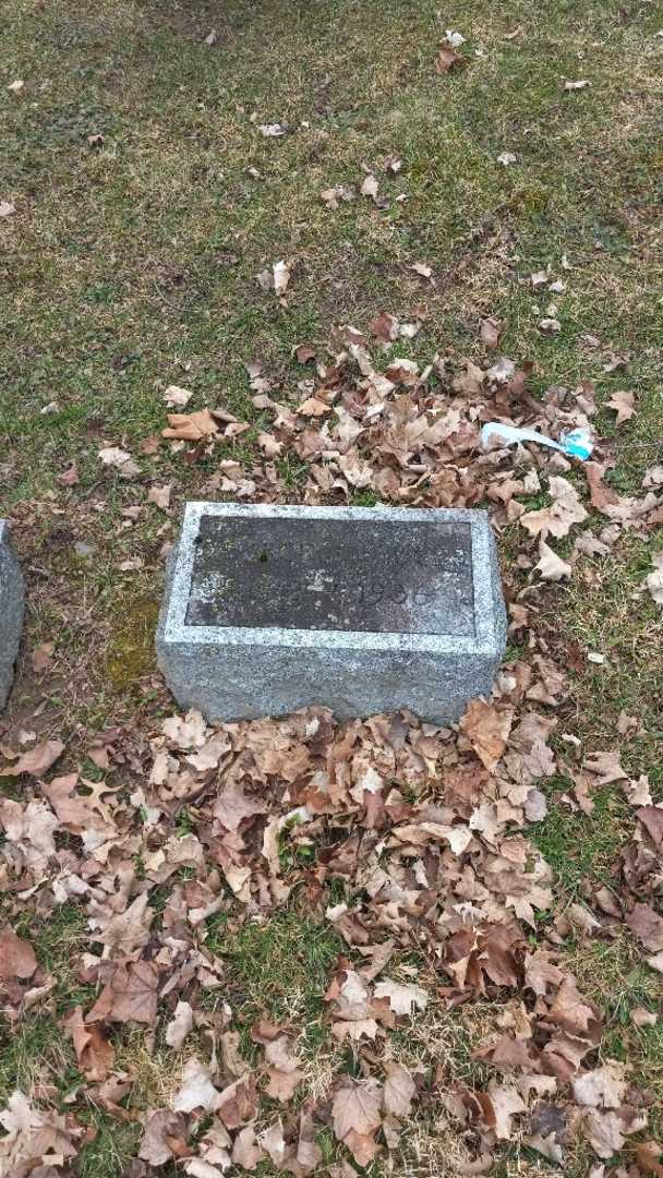 George J. Kruger's grave. Photo 2