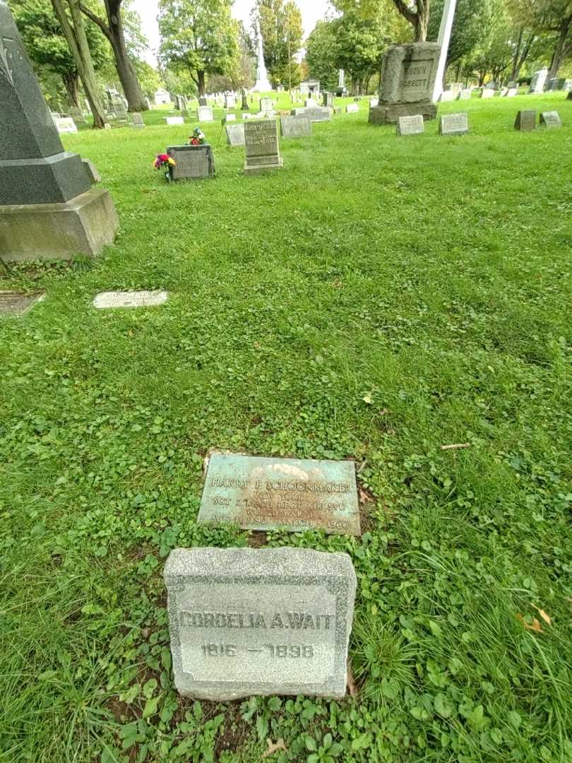 Harry F. Schoonmaker's grave. Photo 1