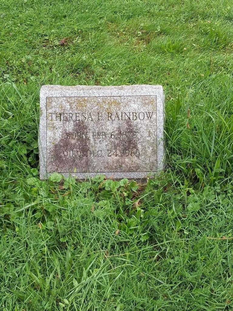 Theresa E. Rainbow's grave. Photo 2