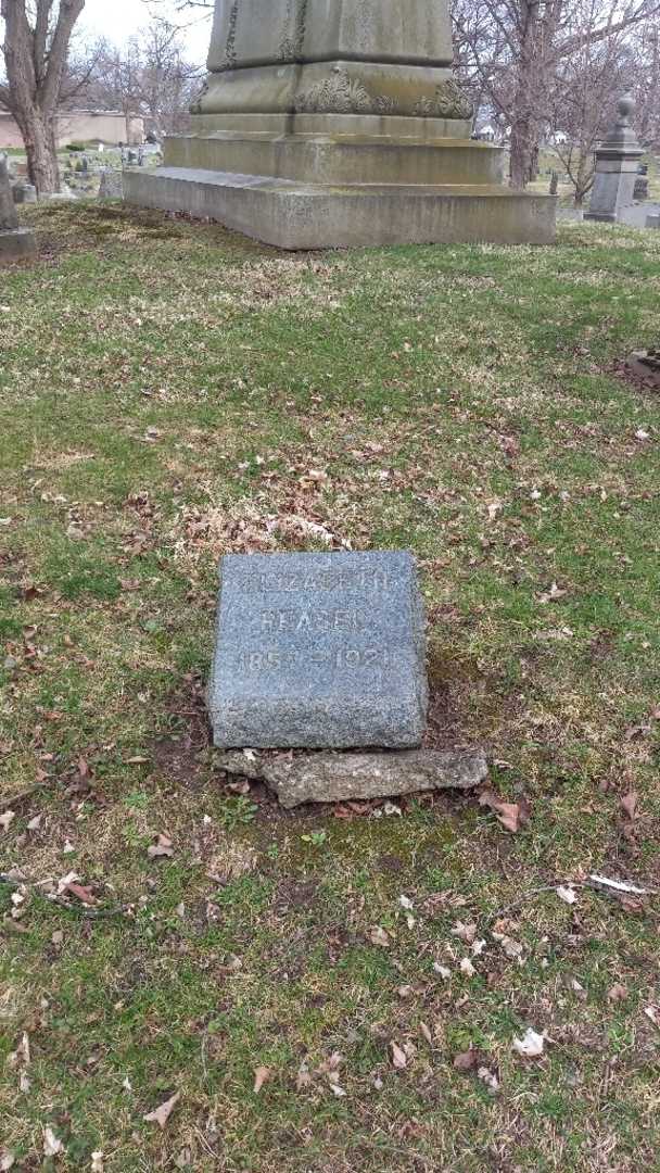 Elizabeth Reasel's grave. Photo 16