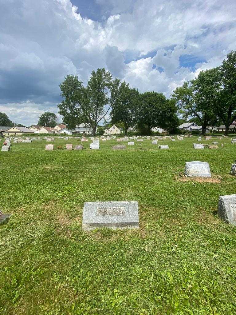 Oswald Friol's grave. Photo 1