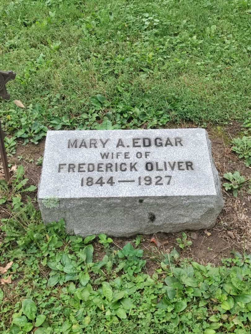 Mary A. Edgar Oliver's grave. Photo 2