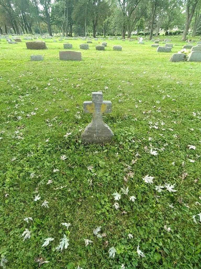 Wasyle Polishuk's grave. Photo 1