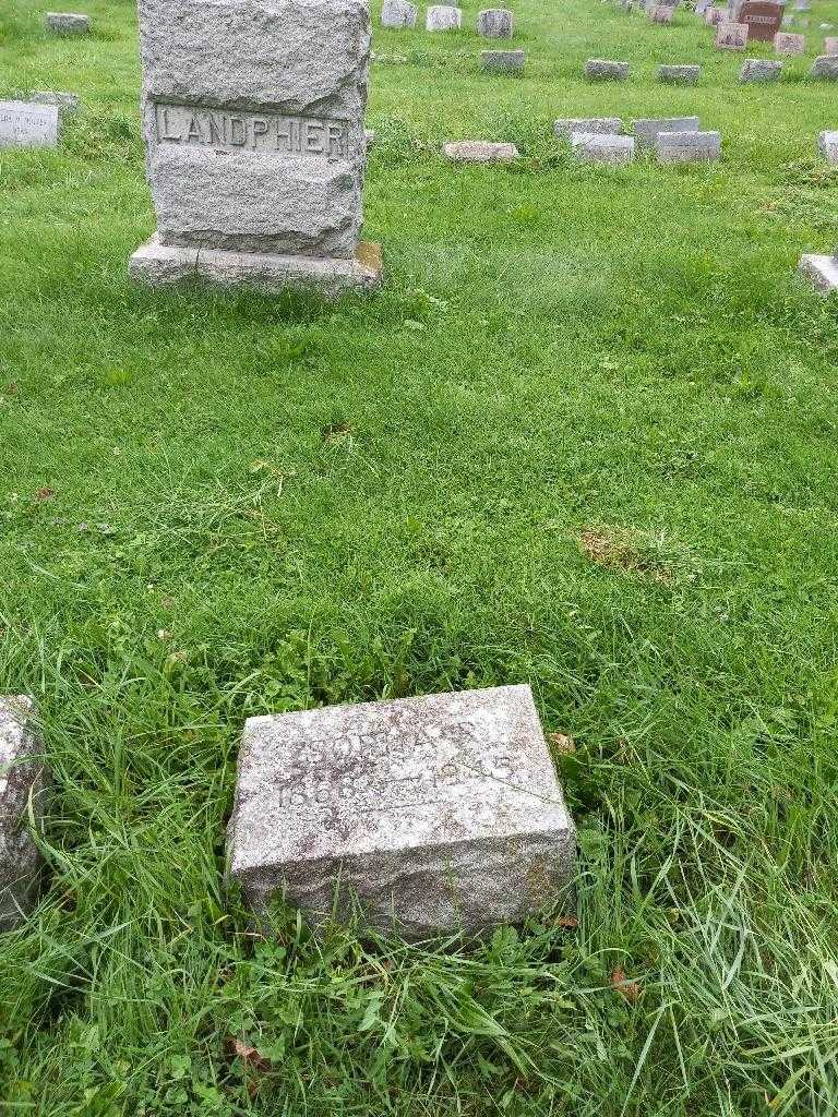 Sopha R. Landphier's grave. Photo 1