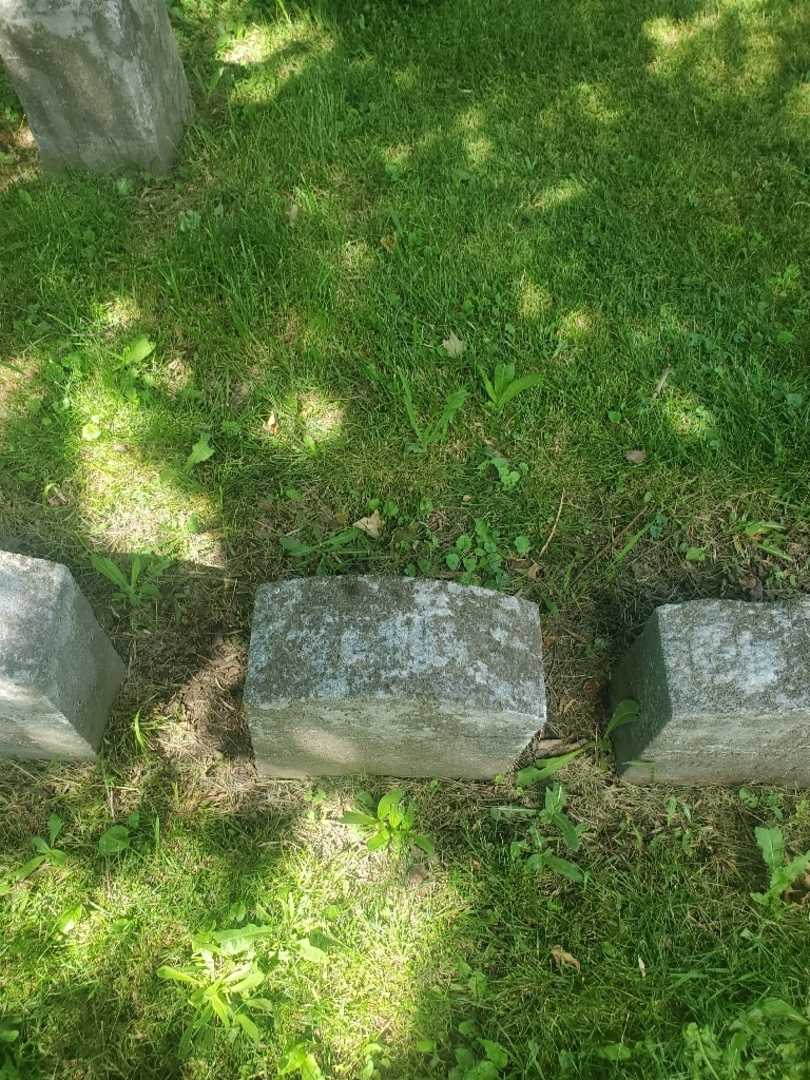 Charles "Karl" Schlosser Junior's grave. Photo 4