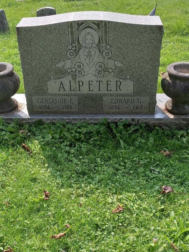 Edward G. Alpeter's grave. Photo 2