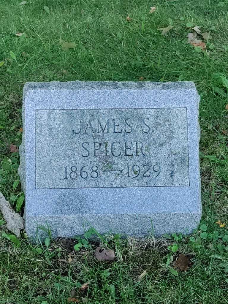 James S. Spicer's grave. Photo 3