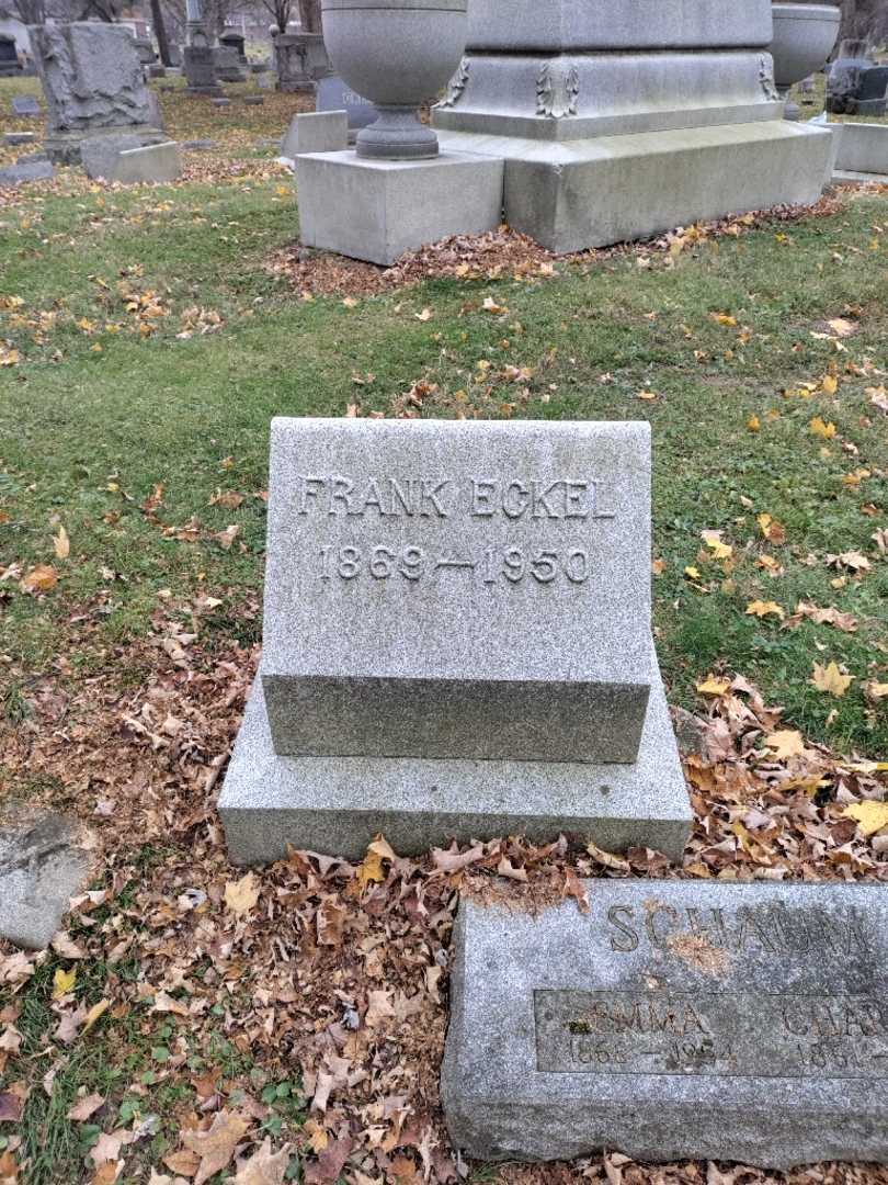 Frank Eckel's grave. Photo 2