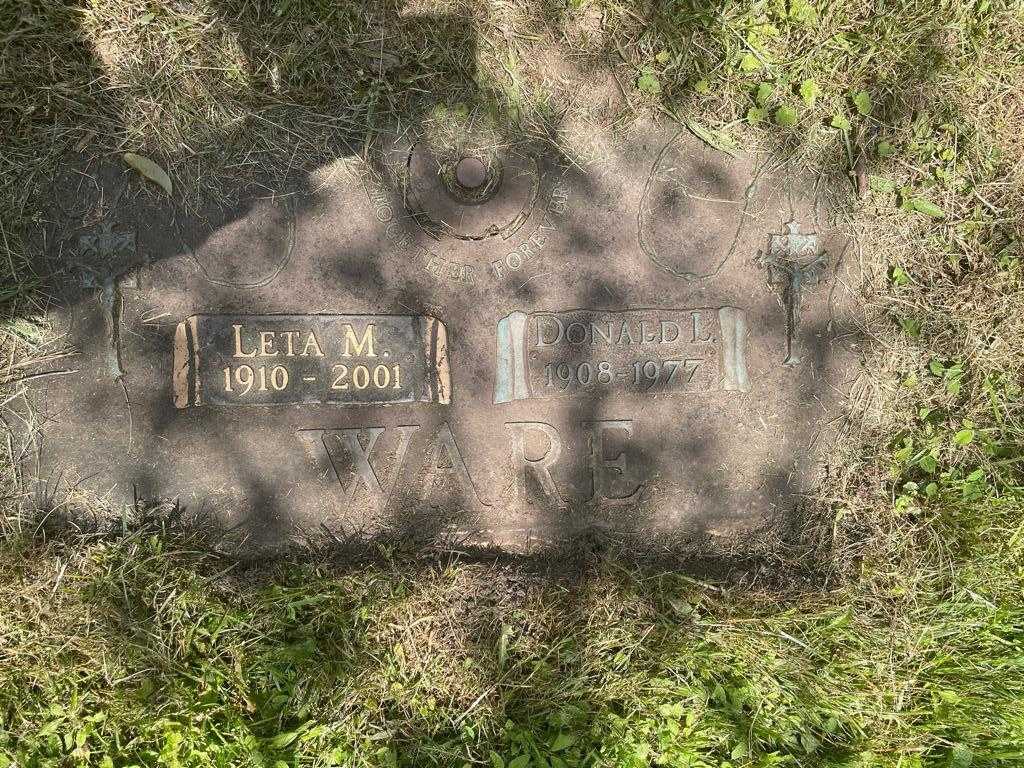 Donald L. Ware's grave. Photo 1