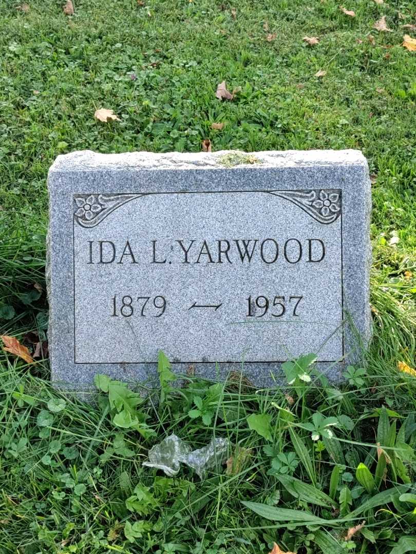 Ida L. Yarwood's grave. Photo 3