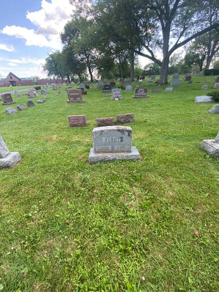 Elizabeth Perry's grave. Photo 1