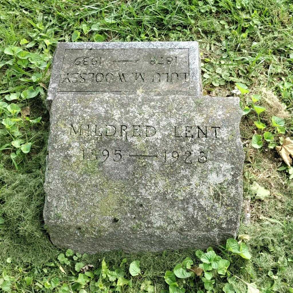 Mildred F. Lent's grave. Photo 4