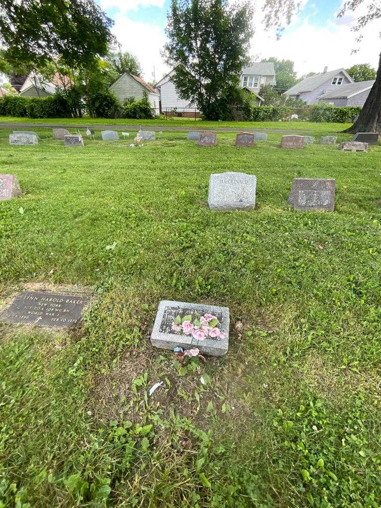 Frances K. Lorenz's grave. Photo 1