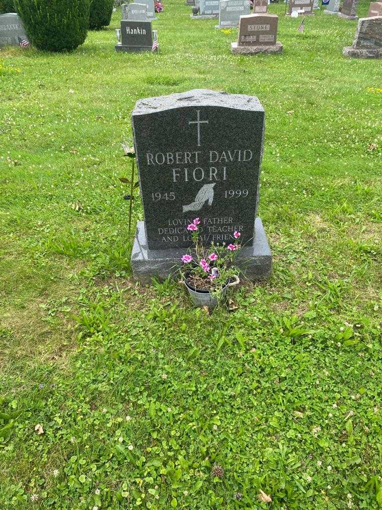 Robert David Fiori's grave. Photo 2