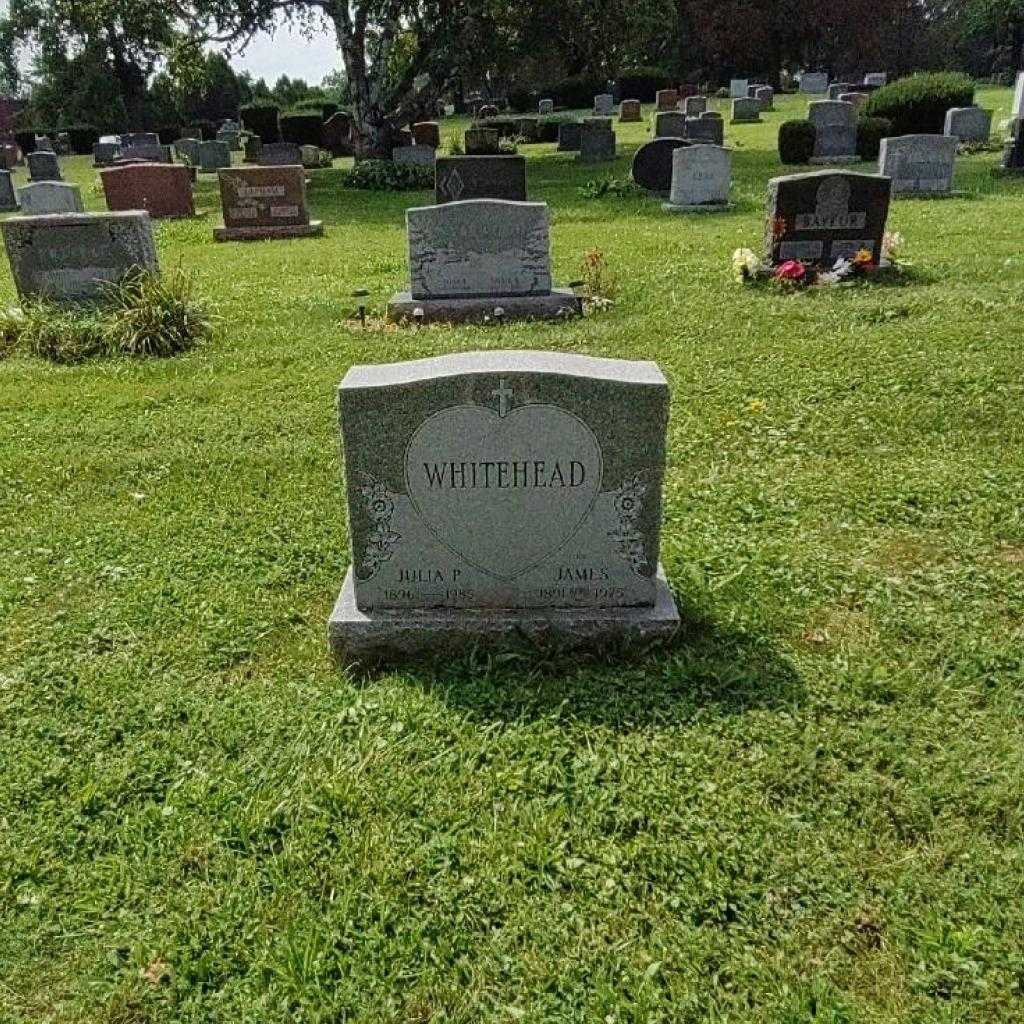 Julia P. Whitehead's grave. Photo 3