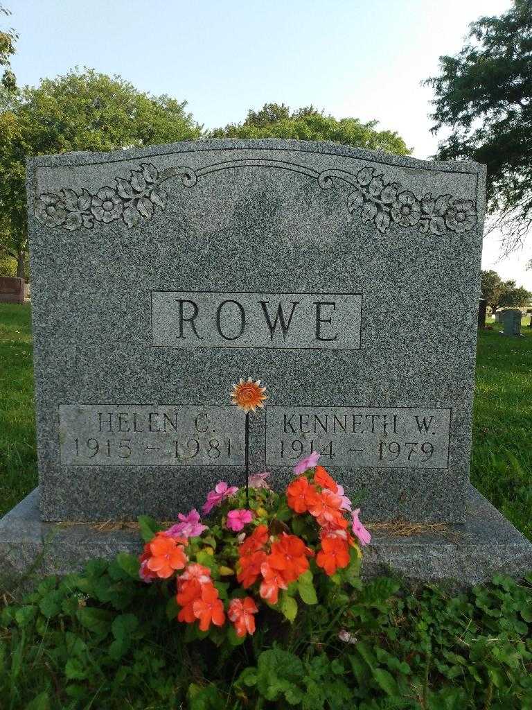 Helen C. Rowe's grave. Photo 3