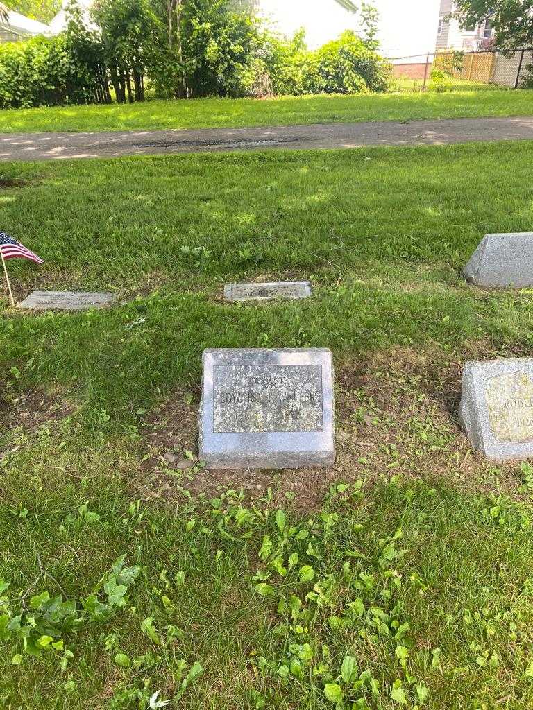 Edward T. Walter's grave. Photo 2